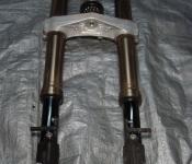 05-06 Suzuki GSXR 1000 Forks with Triple Clamps and Steering Stem