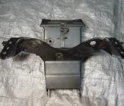 06-07 Yamaha YZF R6 Fairing Stay 
