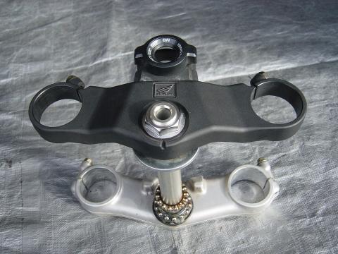 01 Honda Cbr 929 Rr Triple Tree