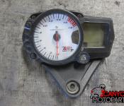 06-07 Suzuki GSXR 600 750 Gauge Cluster (37,421 miles)