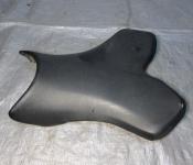 04-06 Yamaha R1 Front Seat 