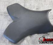 04-06 Yamaha R1 Front Seat 