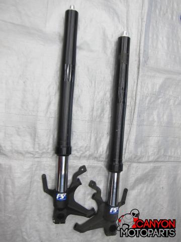 09-14 Yamaha YZF R1 Forks - STRAIGHT | Canyon Moto Parts
