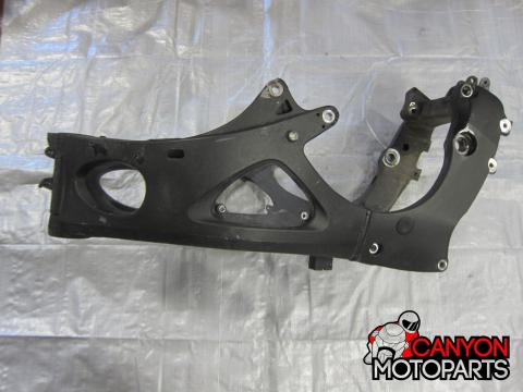 03-05 Yamaha R6 / 06-10 R6s Clean Title Frame | Canyon Moto Parts