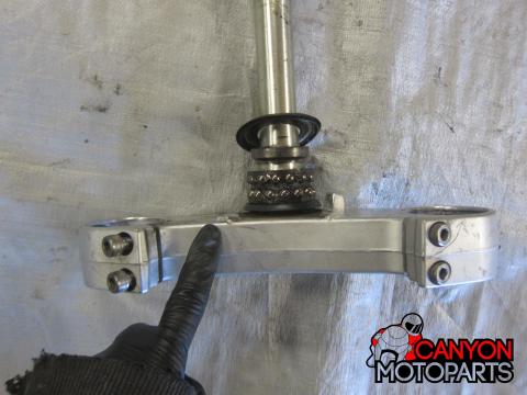 08-16 Yamaha YZF R6 Lower Triple Tree with Steering Stem | Canyon Moto ...