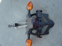 09-12 Yamaha YZF R1 Fairing - Rear Fender Plate Holder