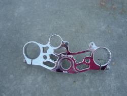 04-06 Yamaha R1 Aftermarket Upper Triple Clamp - BENT