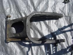 98-01 Yamaha R1 Swingarm 
