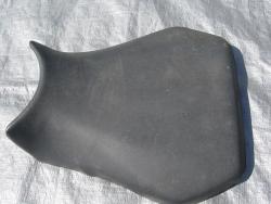 98-01 Yamaha R1 Front Seat 