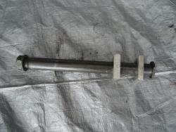 04-06 Yamaha R1 Rear Axle 