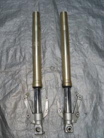 98-01 Yamaha R1 Forks 