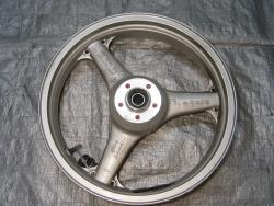 00-02 Kawasaki ZX6R / 05-08 ZZR600 Front Wheel 