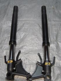 07-08 Yamaha R1 Aftermarket Axxion AK-20 Inserts and Forks 