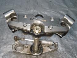 99-07 Suzuki GSXR 1300 Hayabusa Upper and Lower Triple Tree with Steering Stem 