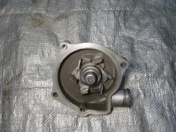 03-05 Yamaha R6 / 06-10 R6s Engine Water Pump, Thermostat and Housing