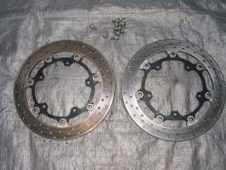 03-05 Yamaha R6 / 06-10 R6s Front Rotors and Bolts