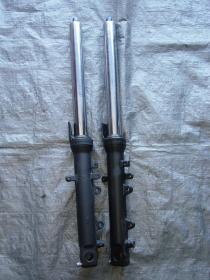 03-05 Yamaha R6 / 06-10 R6s Forks 