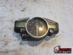 06-07 Yamaha YZF R6 Gauge Cluster (17,130 miles)