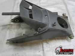 06-07 Yamaha YZF R6 Swingarm 