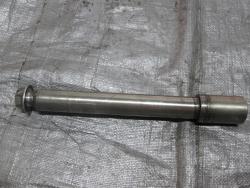 05-06 Suzuki GSXR 1000 Front Axle 