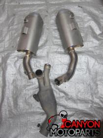 09-12 Yamaha YZF R1 Exhaust and Mid Pipe
