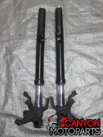 09-12 Yamaha YZF R1 Forks - BENT