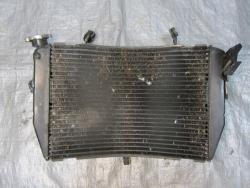 04-06 Yamaha R1 Radiator 