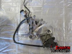 08-16 Yamaha YZF R6 Right Rearset 