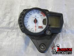 06-07 Suzuki GSXR 600 750 Gauge Cluster (37,153 miles)