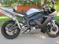   2003 Yamaha YZF R1 - Parted Motorcycle Coming Soon 