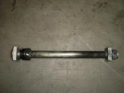 00-02 Kawasaki ZX6R / 05-08 ZZR600 Rear Axle 